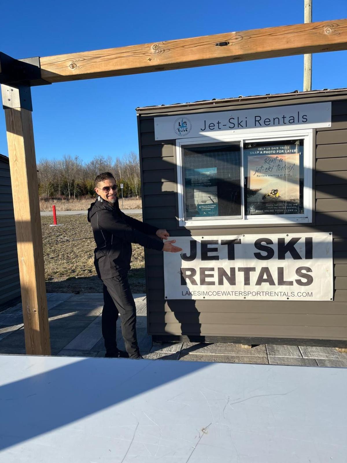 Stunning Stayz At Friday Harbour Beach Marina Resort Lake Simcoe Innisfil Εξωτερικό φωτογραφία