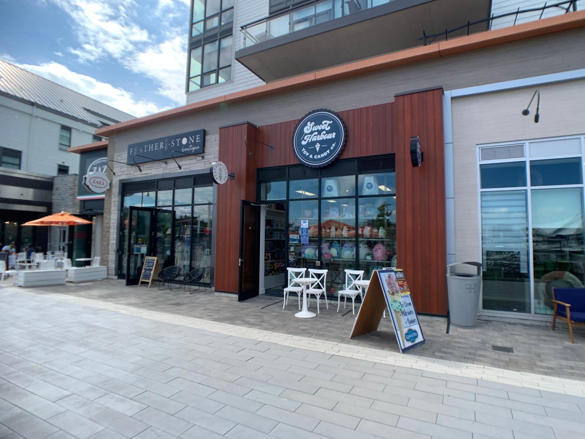 Stunning Stayz At Friday Harbour Beach Marina Resort Lake Simcoe Innisfil Εξωτερικό φωτογραφία